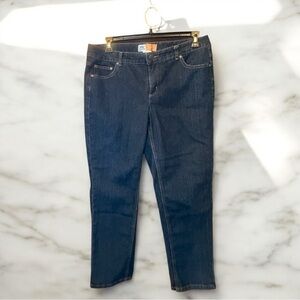 Just My Size Blue Straight Leg, impeccable cond. Great date night Jean. 16WS
